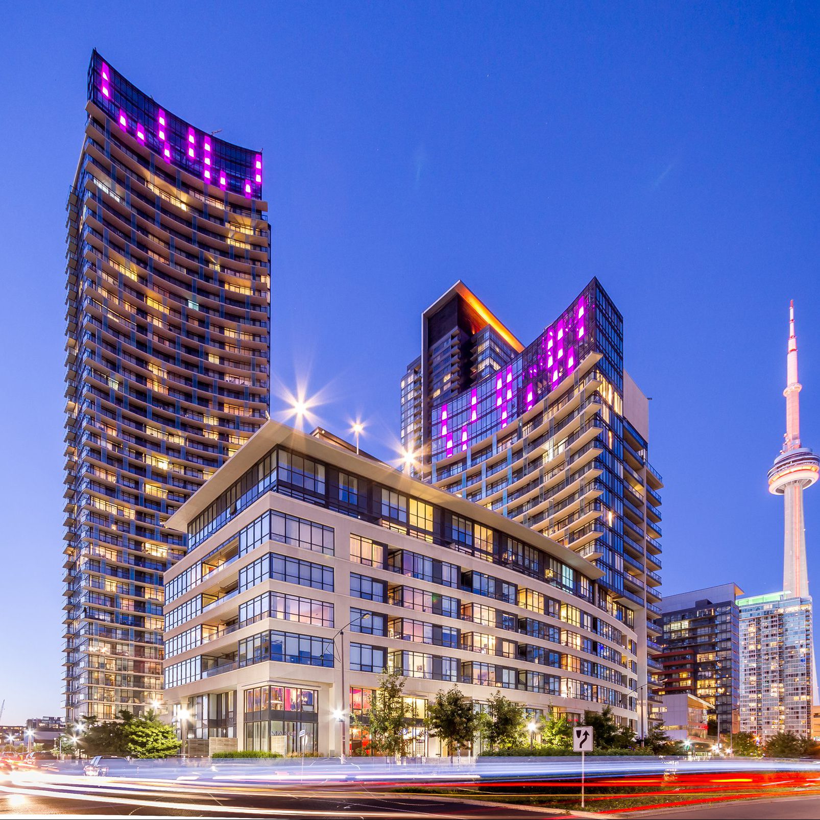 Luna Condos Waterfront Condominium CORE Architects Inc.